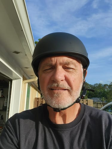 Customer photo review of SOA Smallest Lightest DOT Beanie Flat Black No Peak