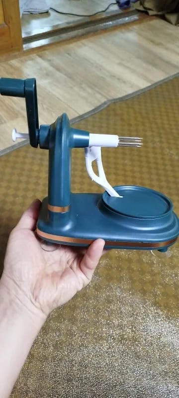 Customer photo review of Chef Solutions™ Multi-Fruit Peeler