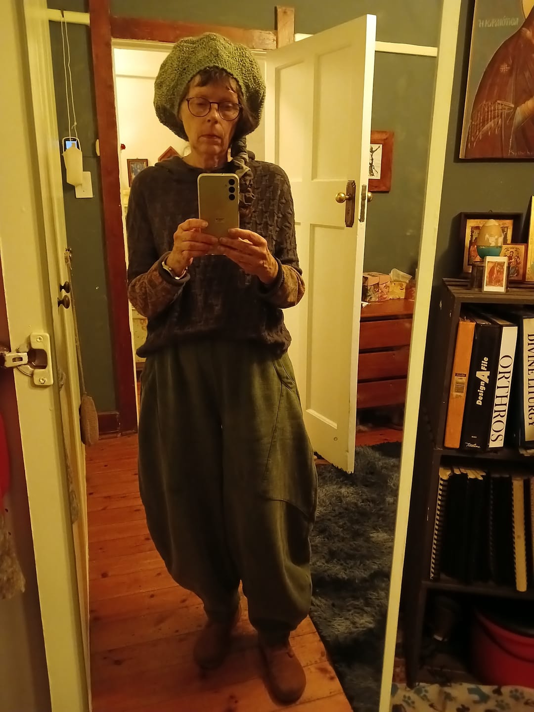 Customer photo review of Women Vintage Patch Spliced Jacquard Hooded Sweater