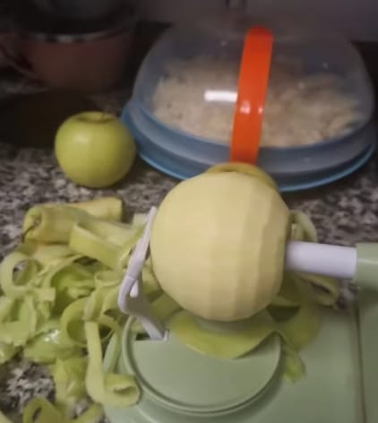 Customer photo review of Chef Solutions™ Multi-Fruit Peeler