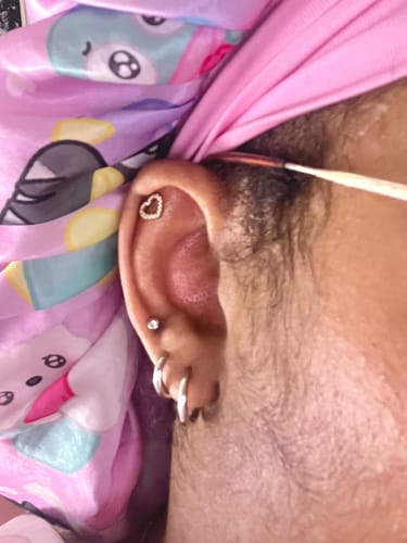 Customer photo review of Golden Glow Flatback Stud Bundle