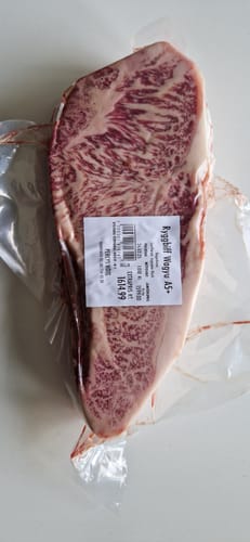Customer photo review of Japansk A5 Wagyu Ryggbiff "Striploin" färsk - Kagoshima