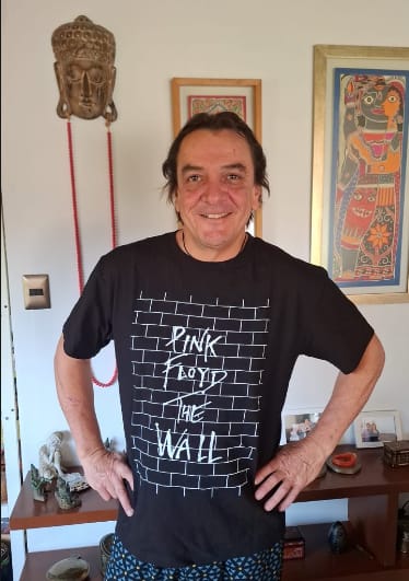 Customer photo review of Polera Pink Floyd The wall 01