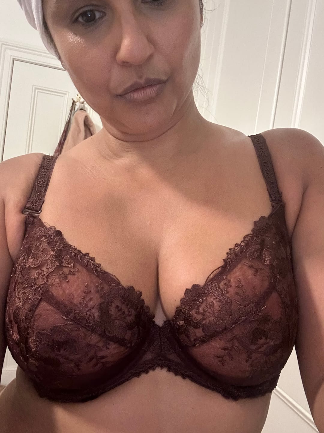Customer photo review of EVIE BRA - CLOVE
