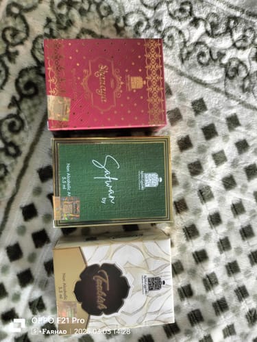 Customer photo review of 3 Pcs Attar Set Shanaya, Safwan And Taabish 5.5 ML Each