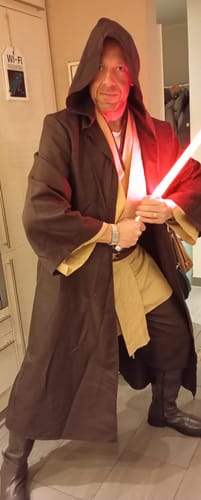 Customer photo review of Kenobi Jedi TUNIC Cosplay Kostüm Braun Version