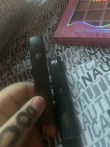 Customer photo review of 1 Gram THCa Vape Pen Indica - Wedding Cake