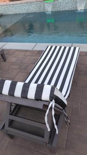 Customer photo review of HOMREST 73.2x22.8x3.94 inches Lounge Chair Cushion Set of 2, Black Stripes