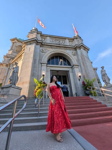 Thuy T. review of Lady in Red Dress by Bariano - RENTAL image 1 out of 1