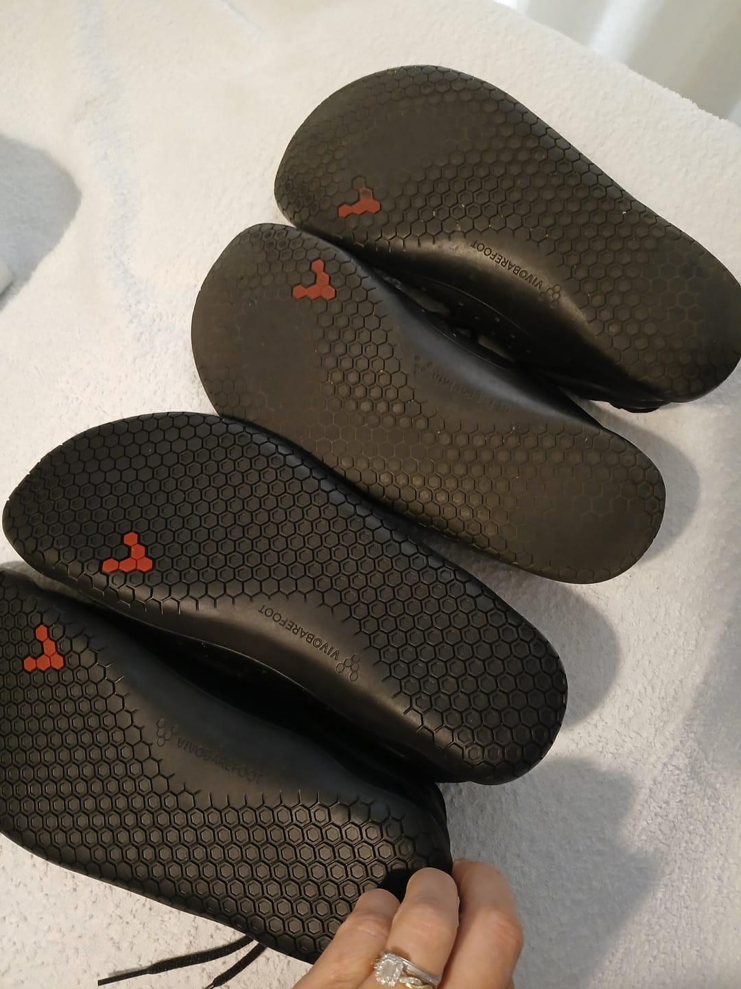 Customer photo review of Vivobarefoot Primus Lite III Womens Obsidian