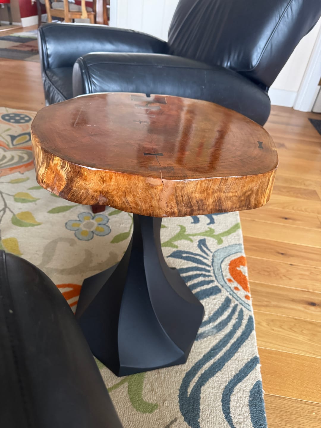 Customer photo review of End Table Base 217 Lithe 20H Modern Tulip Design