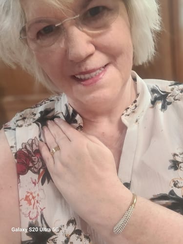 Customer photo review of HELY
