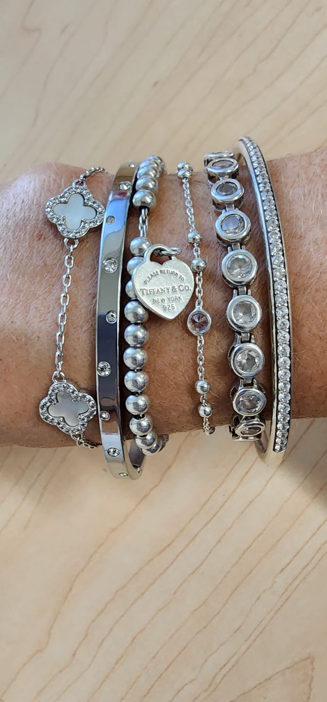 Customer photo review of Clover Station MOP Sapphire Bracelet