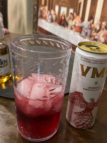 Customer photo review of VMC Cocktail 16Pk Cans Drinks By Canelo Alvarez (4Pk Of Each)