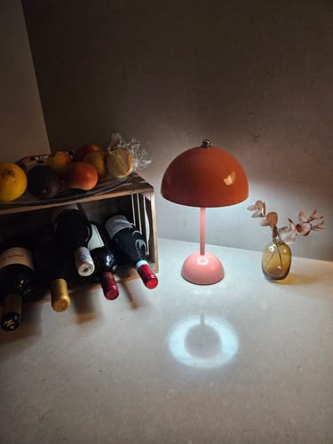 Customer photo review of Bordslampa - Svamplampa Flowerbud - Batteridriven 5000 mAH