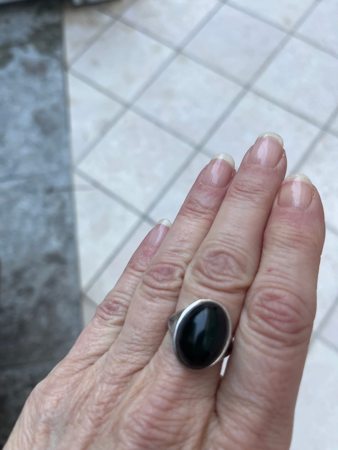 Customer photo review of Bague Ajustable "Guérison de L'Âme" en Obsidienne Œil Céleste & Argent
