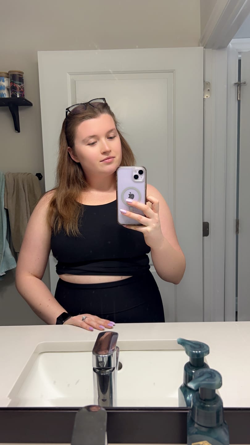 Customer photo review of Ribbed Leggings