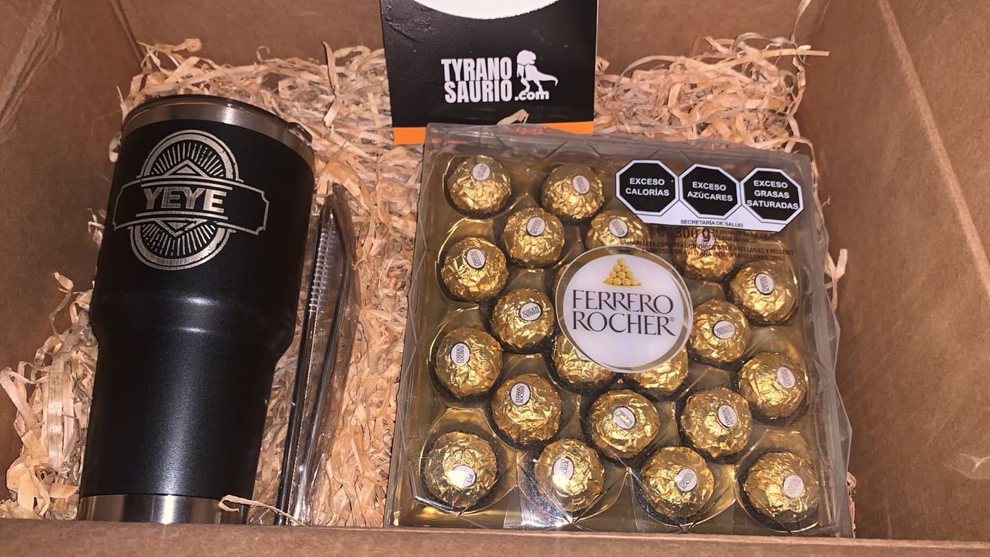 Customer photo review of Termo Grande Personalizado