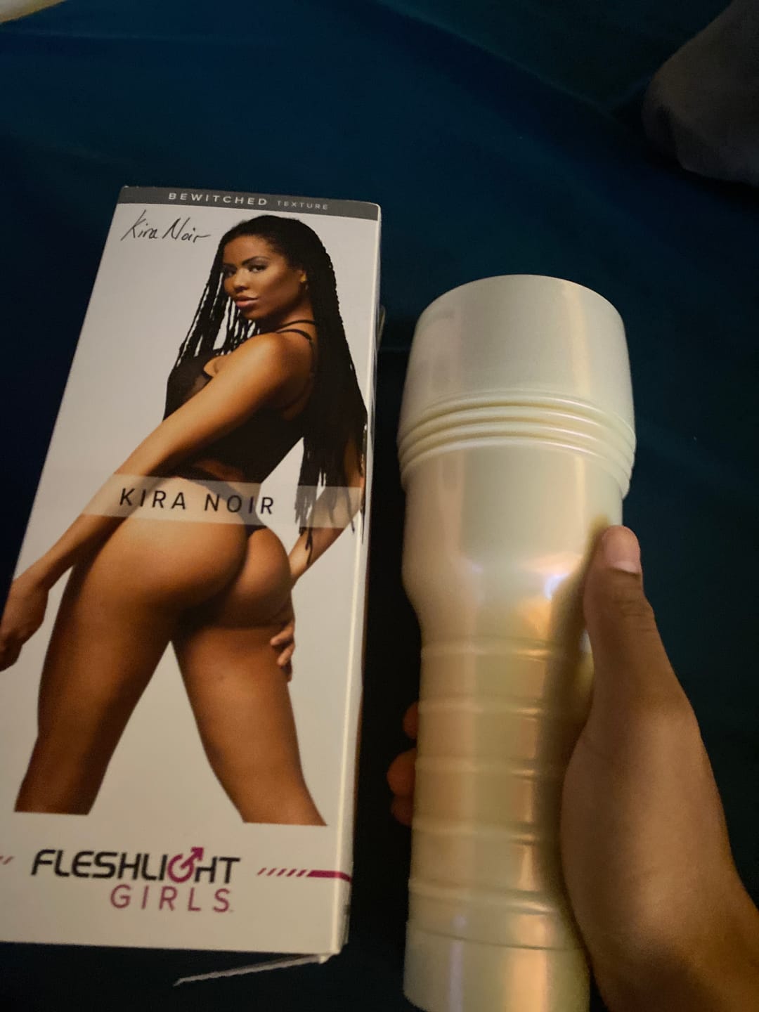 Customer photo review of Kira Noir