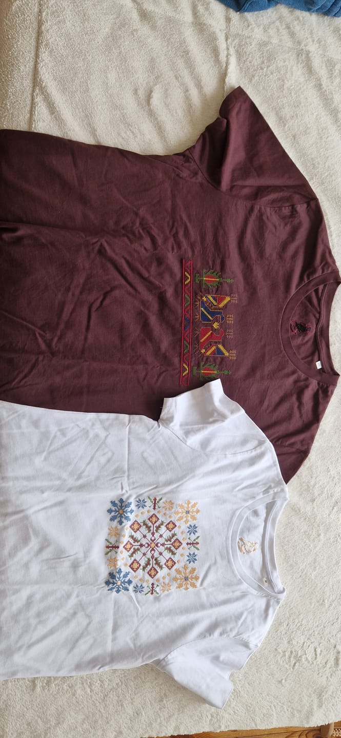Customer photo review of Тениска "Петли"