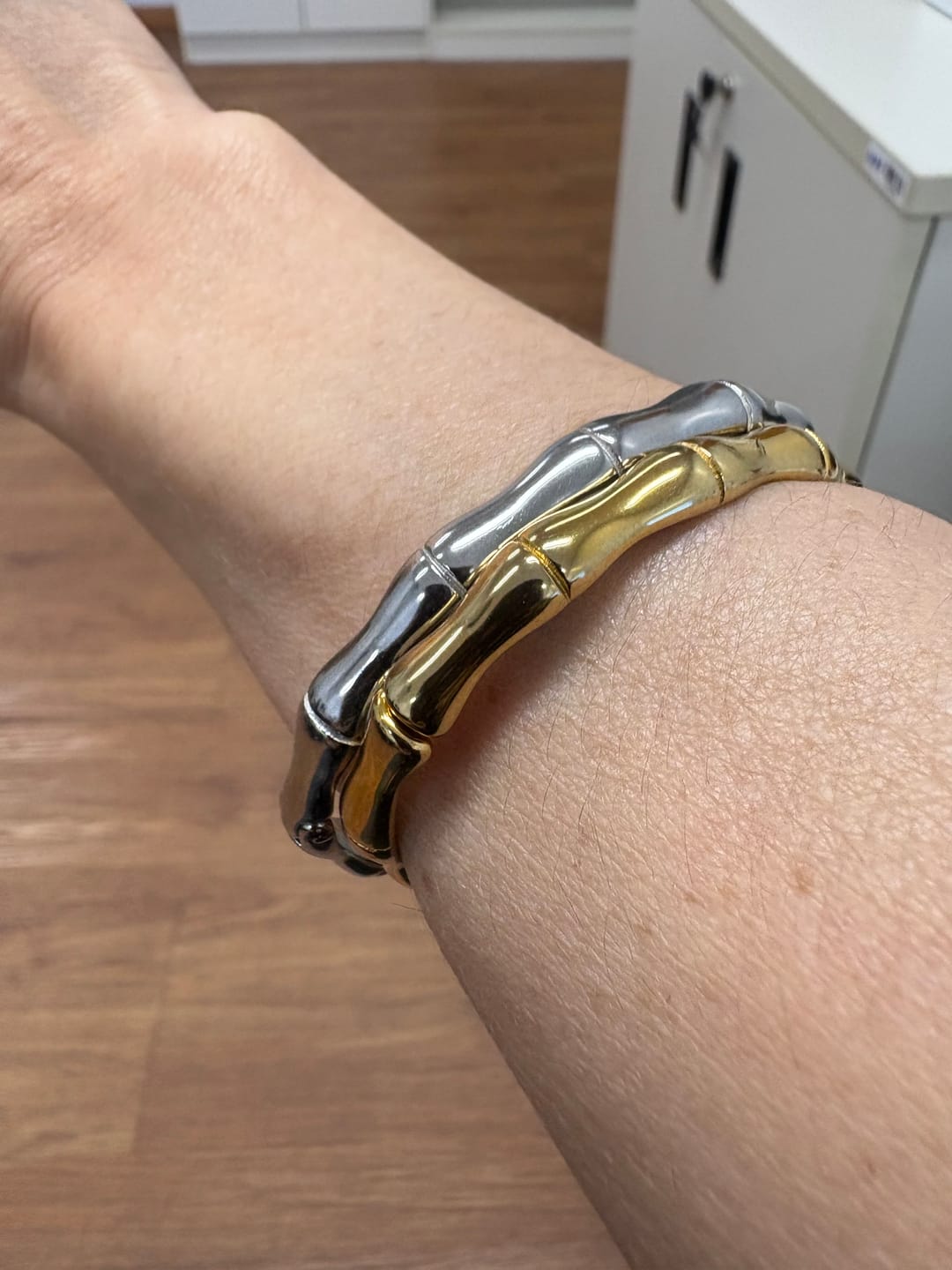 Customer photo review of Bracelete Bamboo - Prata