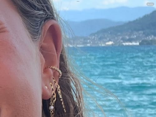 Customer photo review of EAR CUFF MAXI ELISSA BAÑO DE ORO