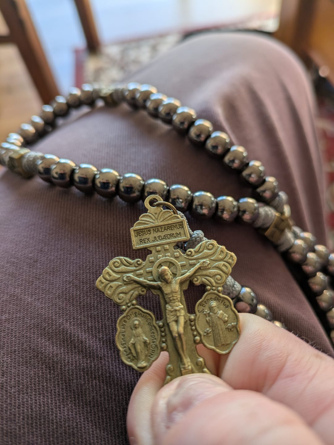 Customer photo review of FREE Today: Miraculous Medal & Crucifix of 8 mm Round Silver Black Gallstone Nylon Cord Rosary