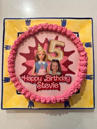 Customer photo review of A4 Rectangle Custom Edible Icing Image