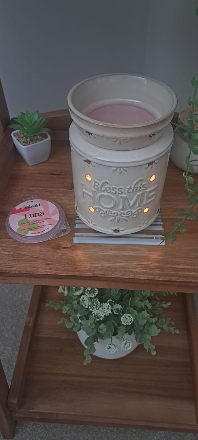 Customer photo review of Luna Gel Melt