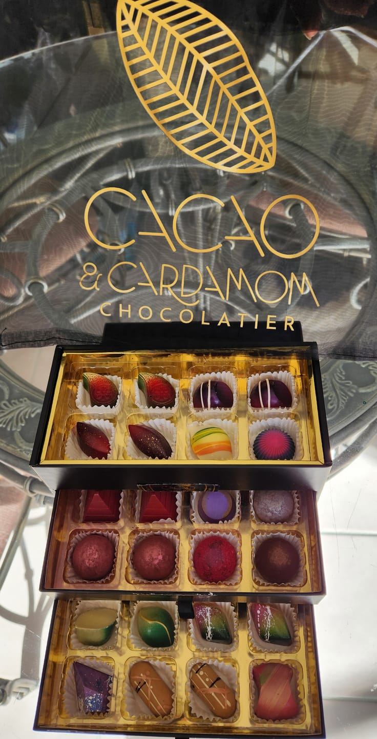 Customer photo review of 24 Piece - Build Your Own Box