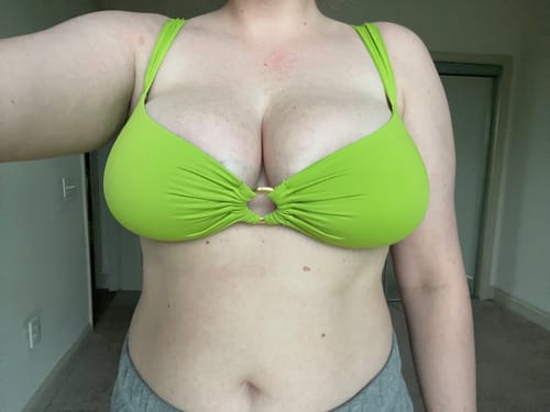 Customer photo review of Paria Top // Bamboo