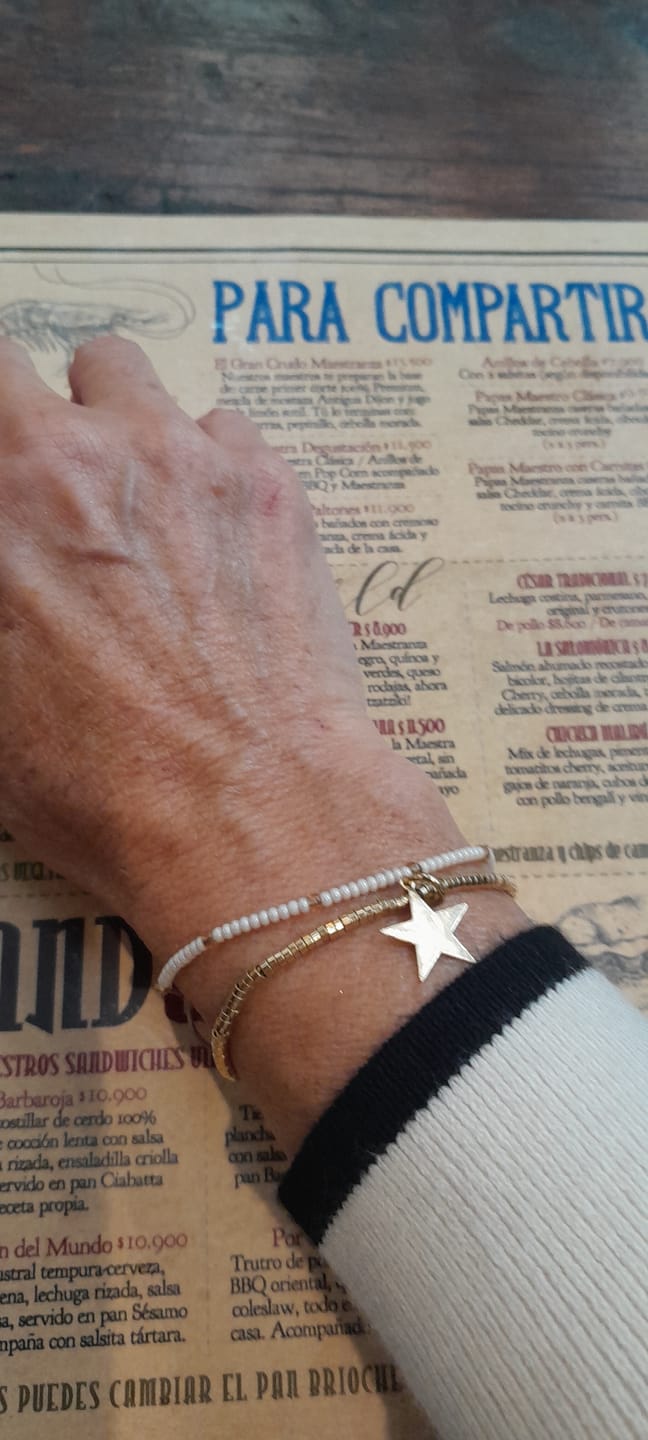 Customer photo review of PULSERA ORO GITANA ESTRELLA