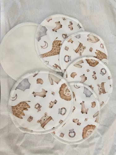 Customer photo review of Lovemère Bamboo Washable Nursing Breast Pads