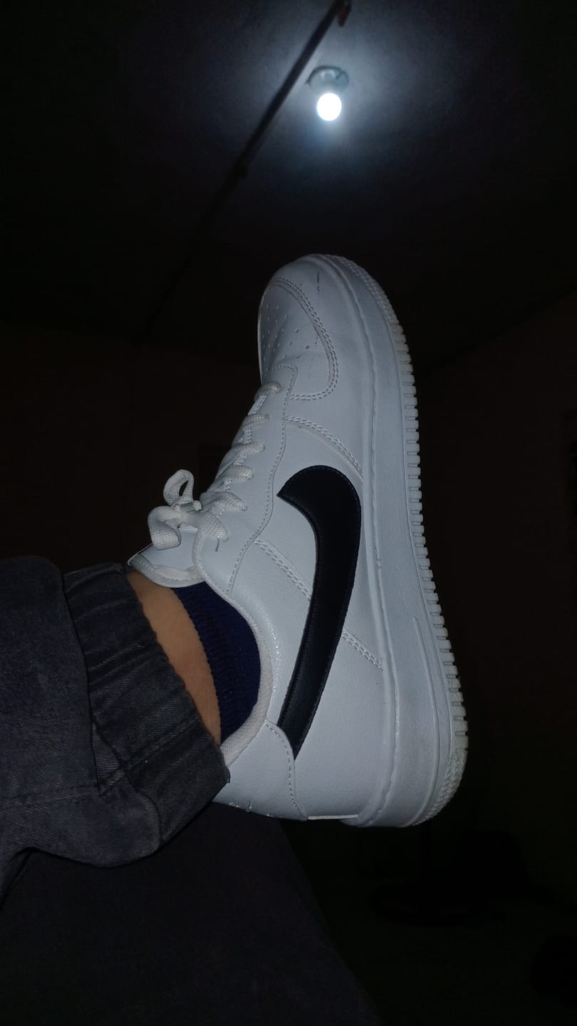 Customer photo review of Paq 6 Pares Tenis 270 Blanco Negro 25/28.5