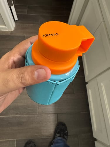 Customer photo review of Armaf Odyssey Mandarin Sky Limited Edition Eau de Parfum Spray for Men