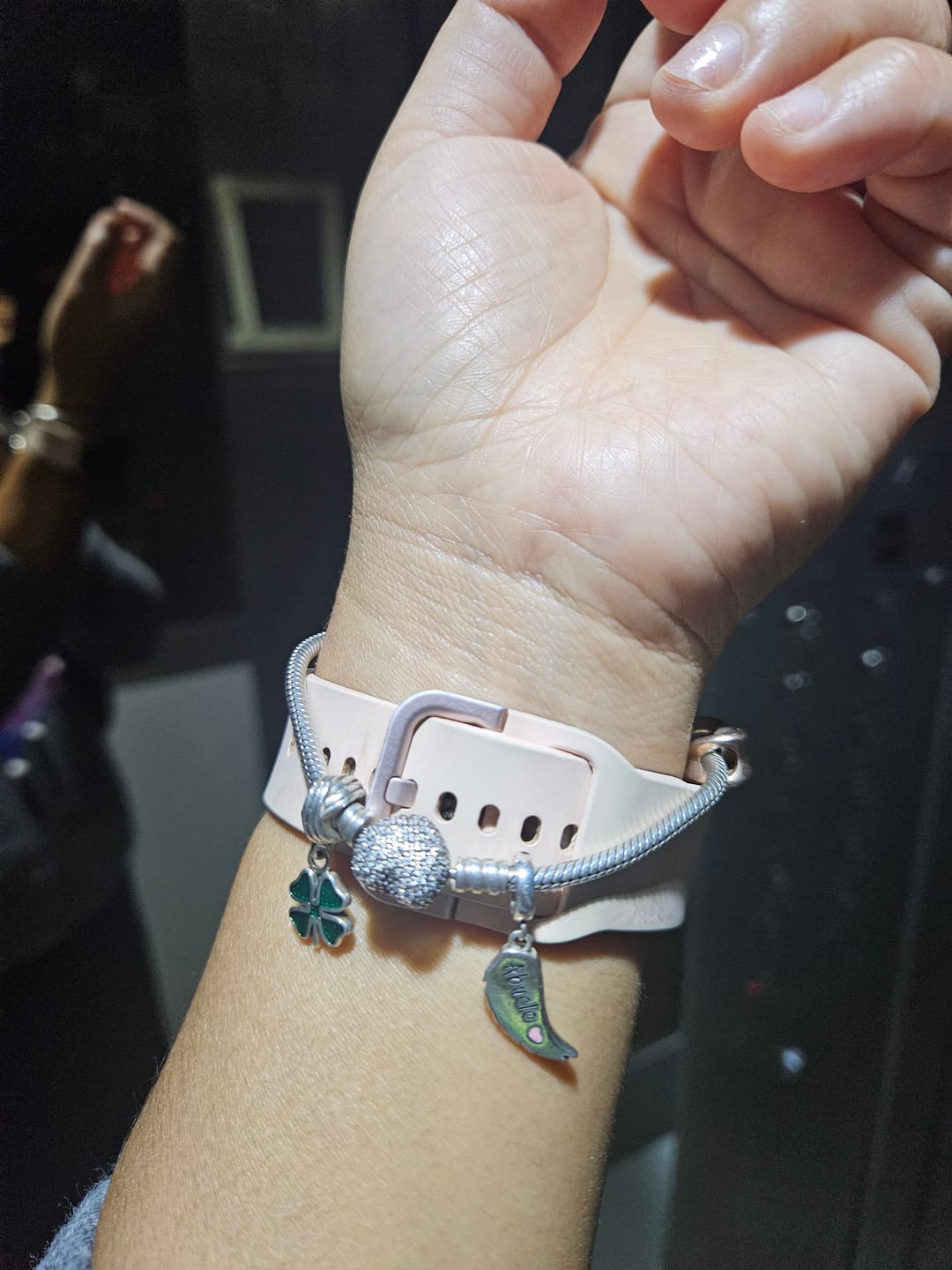 Customer photo review of Charm Alas de Ángel Abuelo