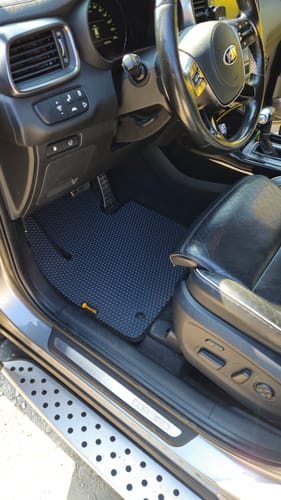 Customer photo review of Dywaniki samochodowe na zamówienie - Przód i tył