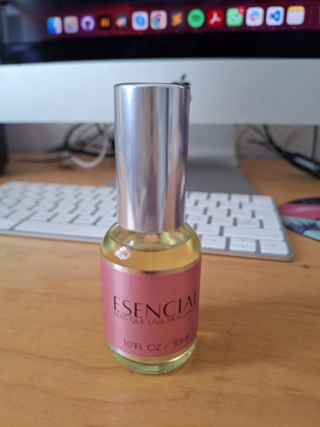 Customer photo review of M047 Inspirado en: 212 Heroes Forever Young - Carolina Herrera