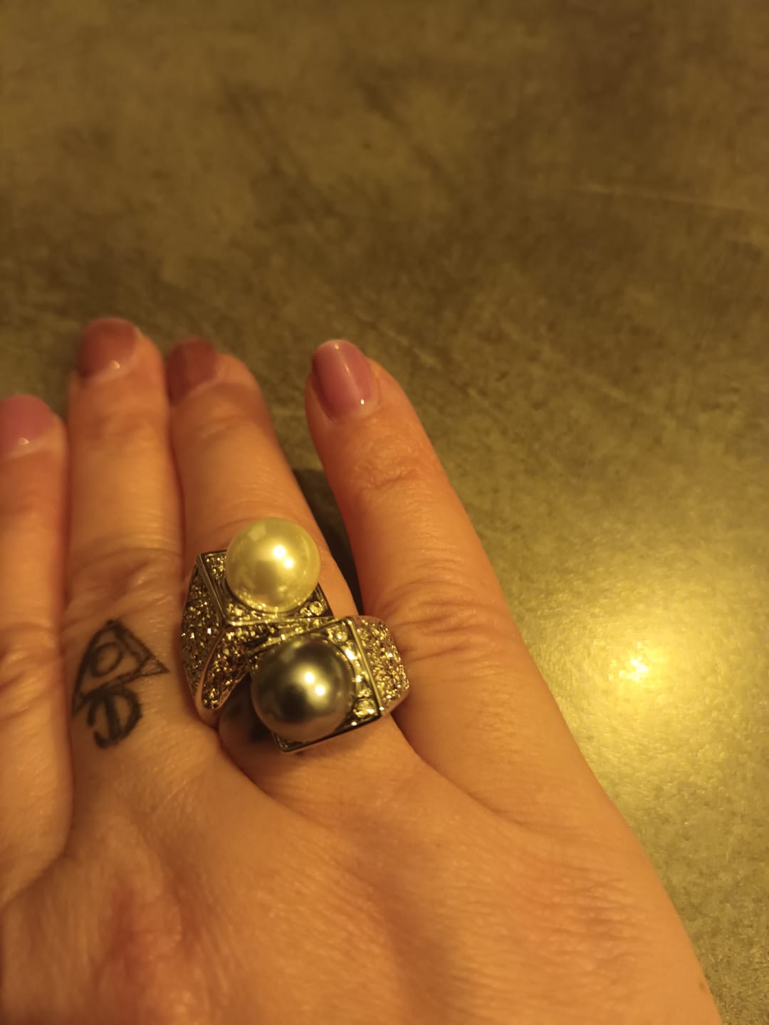 Customer photo review of Jeanne - Perle