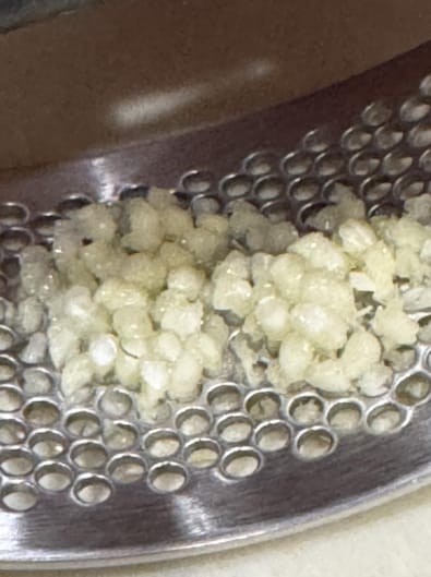 Customer photo review of Ring Garlic Press