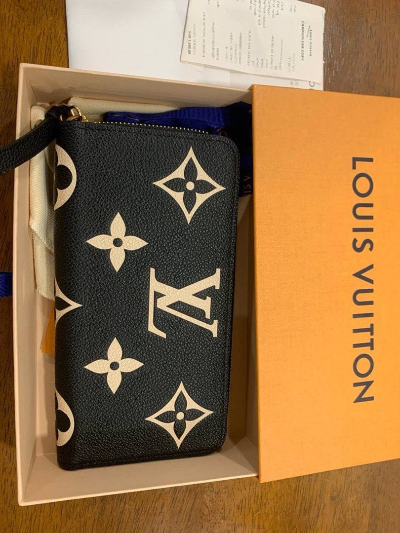 Customer photo review of 【ルイ・ヴィトン】Monogram素材 長財布 優れたデザイン！