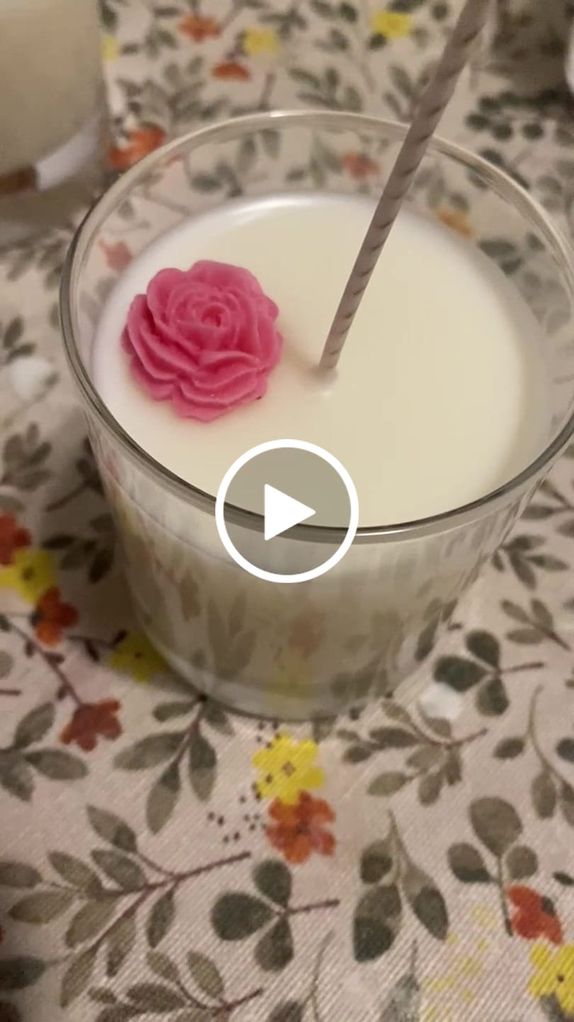 Customer video review of Fragancia BULGARY ROSE & AGARWOOD