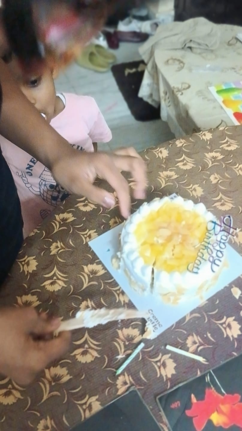 Customer photo review of Exotic Pineapple