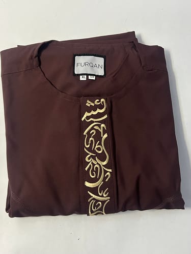 Customer photo review of Burgundy Thobe