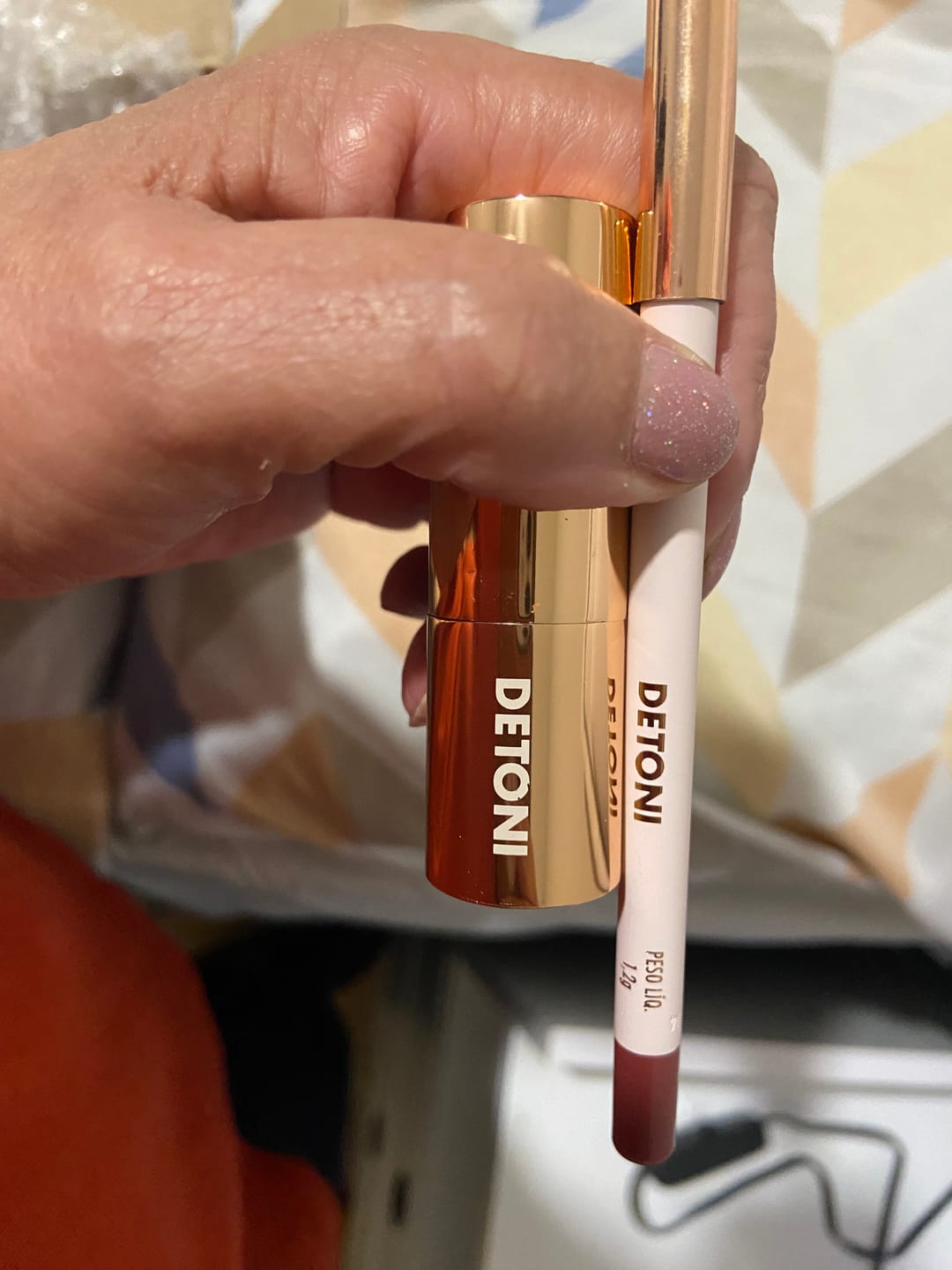 Customer photo review of KIT ICONIC LIPS | 201 MEDIUM ROSE