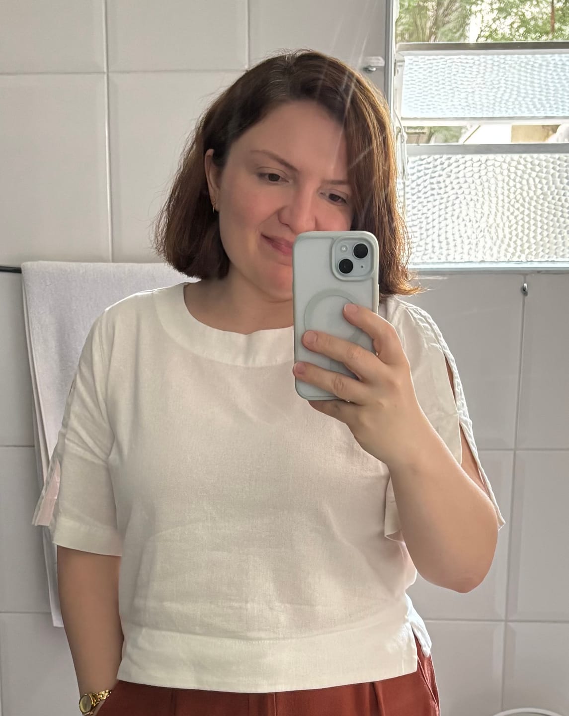 Customer photo review of Blusa Tulipa Off White