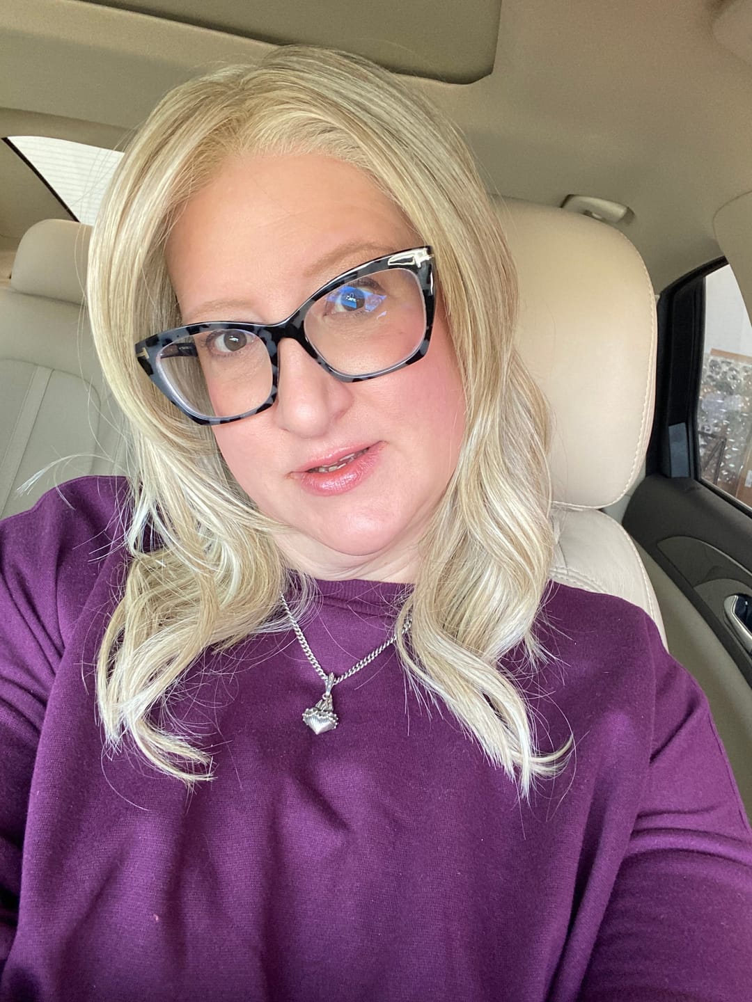 Customer photo review of TOTAL SEDUCTION - Cream Sugar Blonde