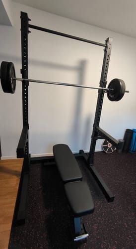 Customer photo review of R7 Squat Rack