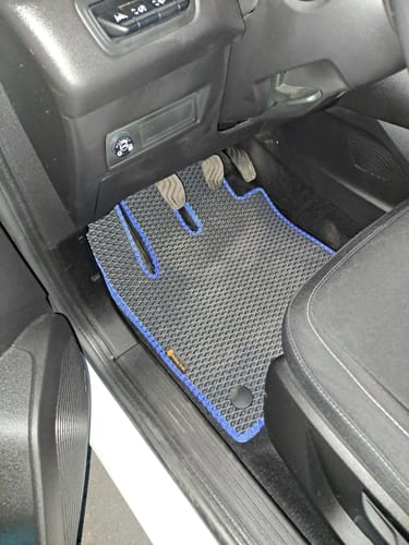 Customer photo review of Dywaniki samochodowe na zamówienie - Przód i tył