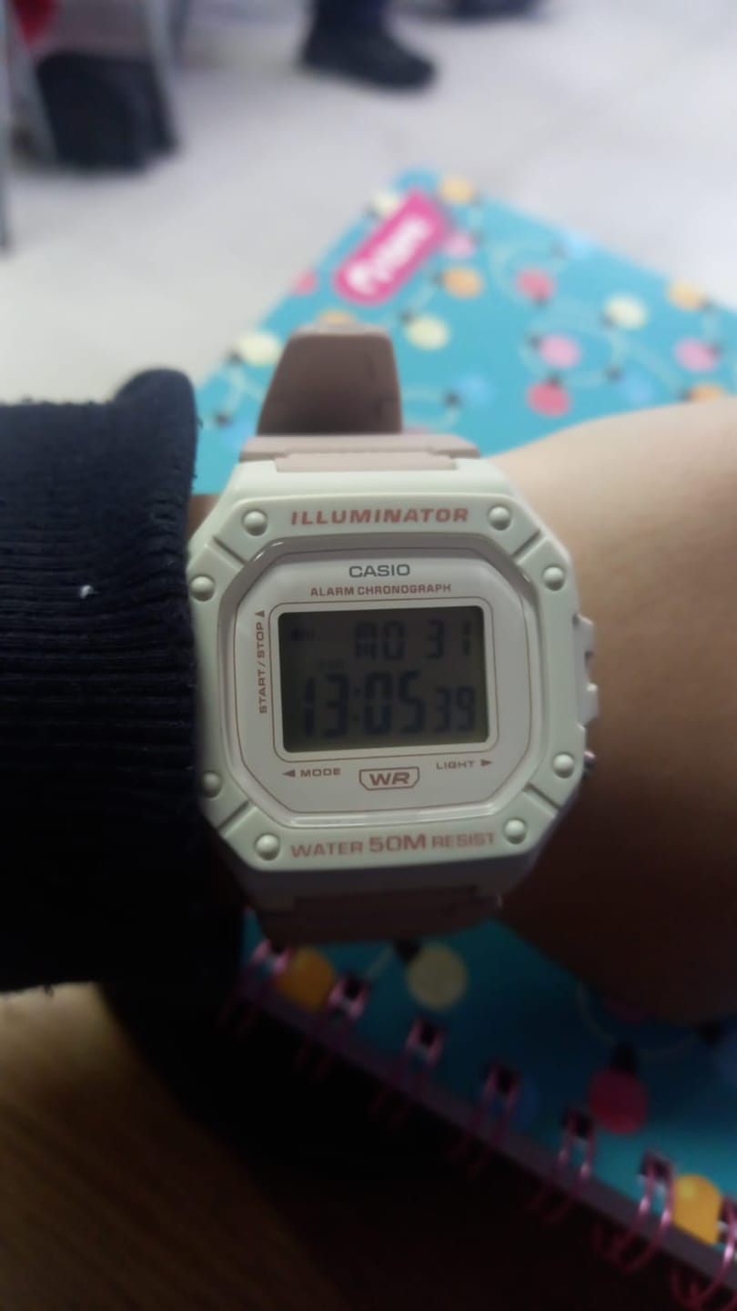 Customer photo review of Reloj Casio Vintage W-218HC-4A2VDF Rosado Suave